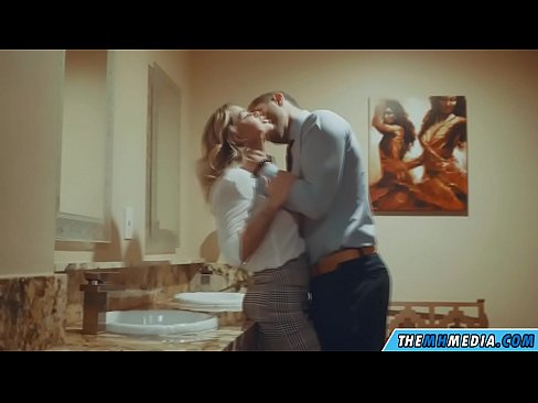 ❤️ Uma blonde obugaxayo ekuyenga endlini yangasese yomphakathi Amahule ku-zu.appassistance.ru